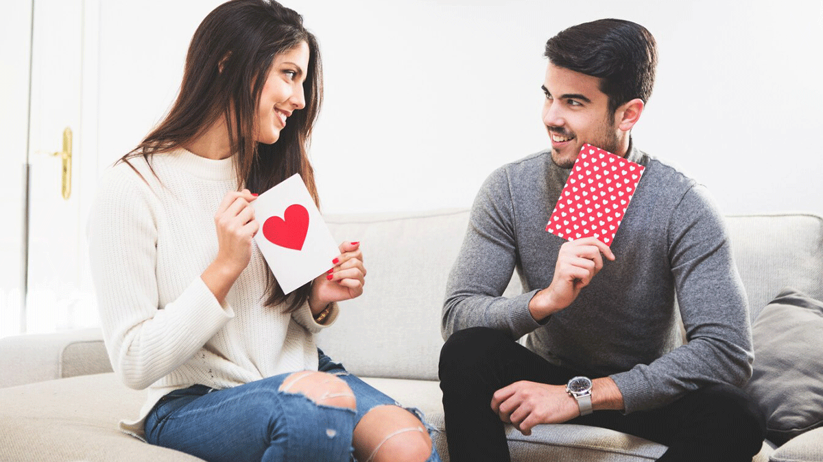 Sign-of-love-couple